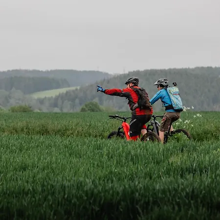 Koener & מלון קלרבו