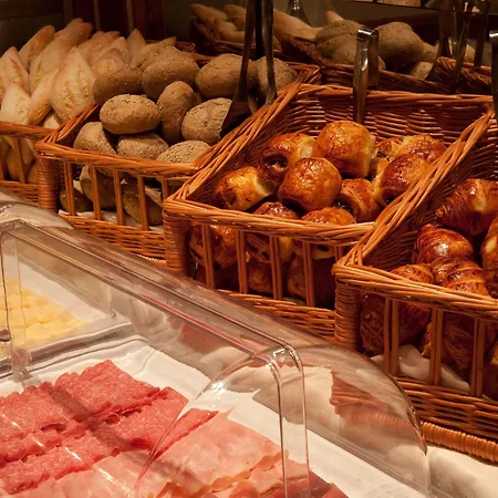 Koener & Отель Клерво